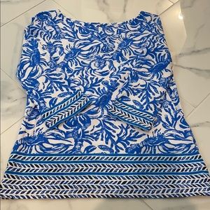 Lilly boat neck top.
